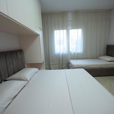 Riviera Apartment Vlora Екстер'єр фото